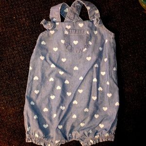 Baby bodysuit